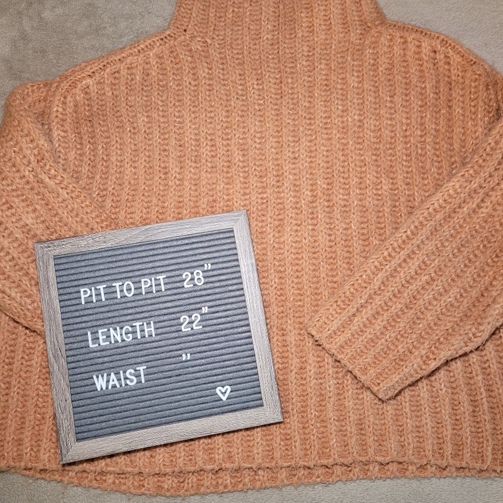 Free People Fluffy Fox chunky knit turtleneck sweater size medium - Picture 12 of 12